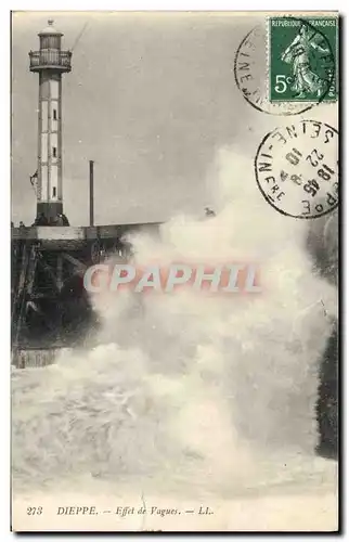 Cartes postales Phare Dieppe Effet de vagues