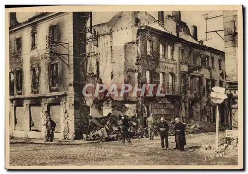 Ansichtskarte AK Militaria Saint Die Incendie volontaire de la ville par les Allemands Novembre 1944 Angle de la