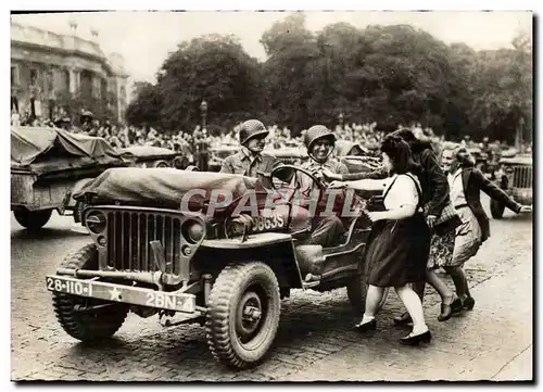 Ansichtskarte AK Militaria Liberation de Paris Bienvenue aux Jeeps