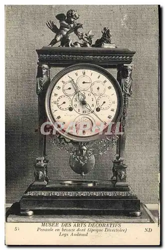 Ansichtskarte AK Horloge Musee des Arts Decoratifs Pendule en bronze dore Directoire Legs Andeoud