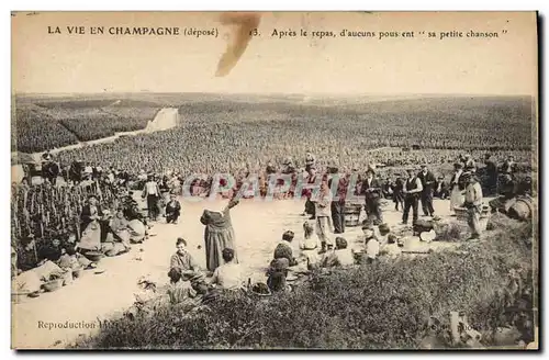 Ansichtskarte AK Folklore Vin Vendange Champagne Apres le repas d&#39aucuns poussent sa petite chanson