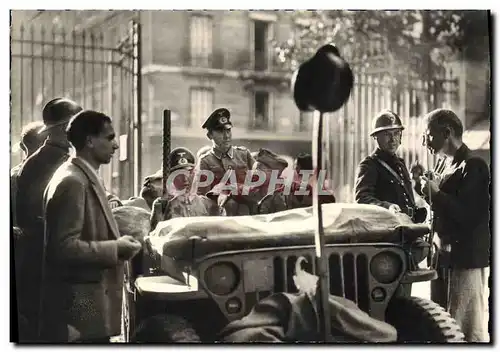 Moderne Karte Militaria Liberation de Paris On apporte l&#39ordre de reddition au Senat