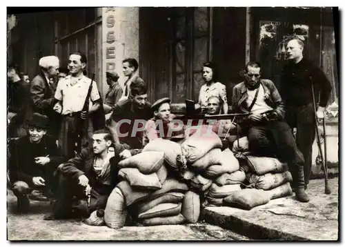 Cartes postales moderne Militaria Liberation de Paris Barricade au quartier de la Cite
