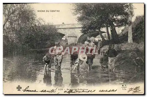 Cartes postales Folklore Scene du Centre Baignade enfantine Enfants