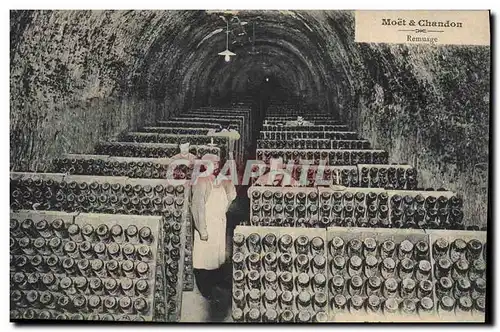 Cartes postales Folklore Vin Vendange Champagne Moet & Chandon Remuage