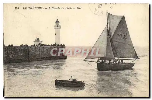 Cartes postales Phare Le Treport l&#39entree du port Bateau