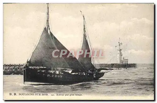 Ansichtskarte AK Phare Boulogne sur Mer Retour par gros temp Bateau de peche