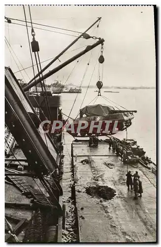 Moderne Karte Militaria De Tunis a Sienne Debarquement dans un port Italien d&#39elements blindes francais Tan