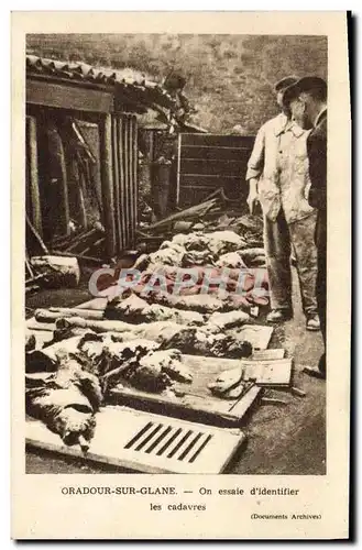 Cartes postales moderne Militaria Oradour sur Glane On essaie d&#39identifier les cadavres