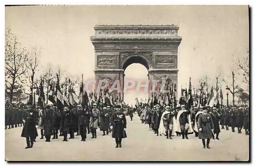 Moderne Karte Militaria 11 Novembre Les drapeaux des regiments dissous