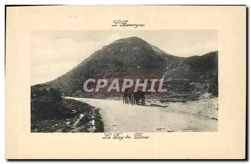 Cartes postales Folklore Auvergne Le Puy de Dome Caleche
