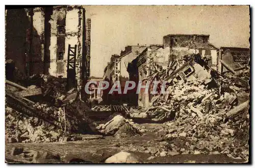 Cartes postales Militaria Nantes apres le bombardement Le Rue Lafayette Magasins Sigrand et Prisunic