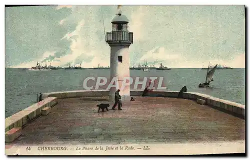 Cartes postales Phare Cherbourg Le phare de la jetee et la rade Bateaux