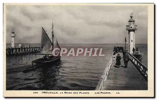 Cartes postales Phare Trouville La reine des plages Les phares Bateau