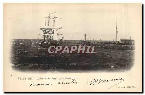 Cartes postales Phare Le Havre L&#39entree du port a mer haute Bateau Voilier