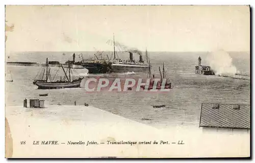 Ansichtskarte AK Phare Le Havre Nouvelles jetees Transatlantique dans le port Bateaux