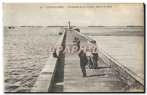 Cartes postales Phare Cherbourg Perspective de la grande jetee et la rade Bateaux