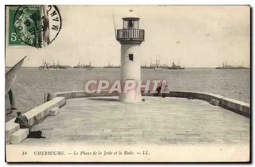 Cartes postales Phare Cherbourg Le phare de la jetee et la rade Bateaux