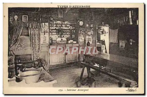 Cartes postales Folklore Auvergne Interieur Auvergnat