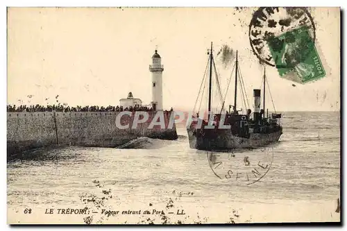 Cartes postales Phare Le Treport Vapeur entrant au port Bateau