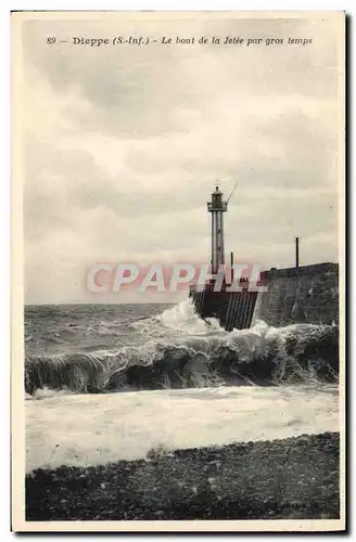 Ansichtskarte AK Phare Dieppe Le bout de la jetee par gros temps