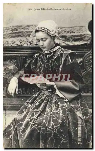 Cartes postales Folklore Jeune fille des environs de Lorient