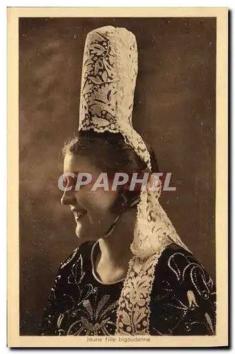 Cartes postales Folklore Jeune fille Bigoudenne