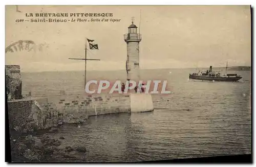 Ansichtskarte AK Phare Saint Brieuc Sortie d&#39un vapeur Bateau