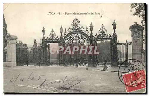 Cartes postales Lyon Porte monumentale du parc