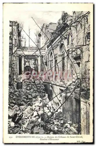 Cartes postales Militaria Evenements de 1871 Ruines du chateau de Saint Cloud Escalier d&#39honneur