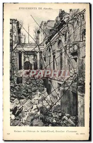 Cartes postales Militaria Evenements de 1871 Ruines du chateau de Saint Cloud Escalier d&#39honneur