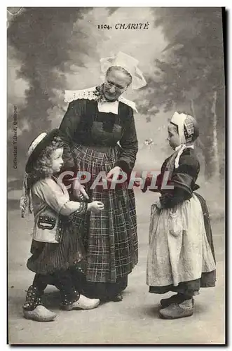 Cartes postales Folklore Charite Femme Enfants