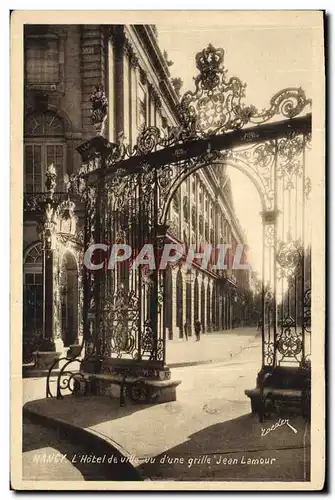 Cartes postales Nancy L&#39hotel de ville vu d&#39une grille Jean Lamour