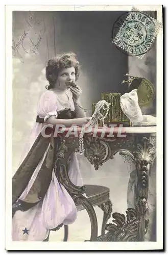 Cartes postales Enfant Bijou Collier