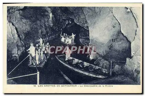 Cartes postales Grotte Grottes de Betharram Le debarcadere de la riviere Barque