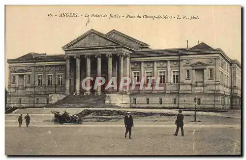 Ansichtskarte AK Angers Le palais de justice Place du Champ de Mars