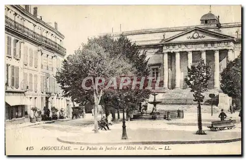 Ansichtskarte AK Angouleme Le Palais de Justice et l&#39Hotel du Palais