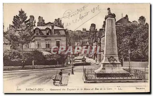 Cartes postales Militaria Guerre de 1870 Bar le Duc Monument des enfants de la Meuse et Rue de la Gare