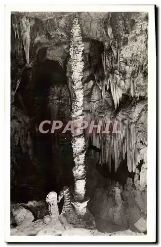 Ansichtskarte AK Grotte Grottes Aven d&#39Orgnac Une grande stalagmite