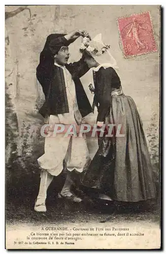 Cartes postales Folklore A Guerande Costume de fete des paludiers