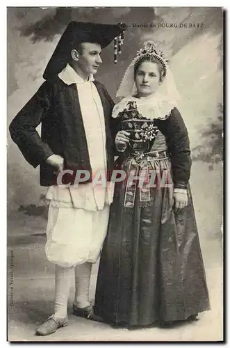 Cartes postales Folklore Maries de Bourg de Batz Mariage