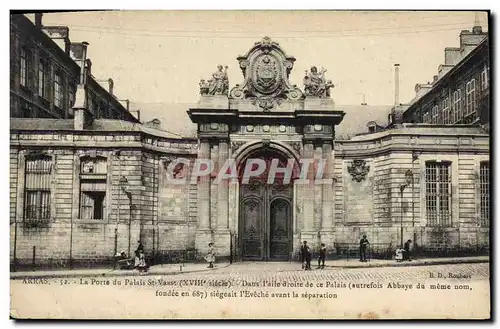 Cartes postales Palais de justice Arras La Porte du Palais St Vaast