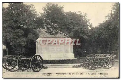 Ansichtskarte AK Militaria Guerre de 1870 Verdun Monument de la Defense 1870 et les canons d&#39honneur