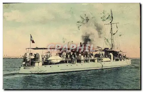 Cartes postales Bateau de Guerre Arquebuse Torpilleur Escadre