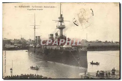Cartes postales Bateau de Guerre St Nazaire Le cuirasse Amiral Aube s&#39appretant a sortir