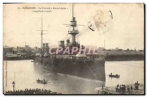 Cartes postales Bateau de Guerre St Nazaire Le cuirasse Amiral Aube s'appretant a sortir