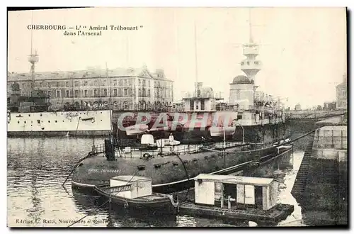 Cartes postales Bateau de Guerre Cherbourg L'amiral Trehoaurt dans l'arsenal