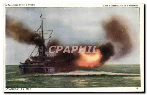 Cartes postales Bateau de Guerre L'Africa en mer