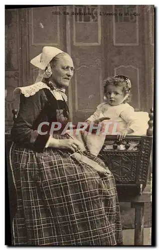Cartes postales Folklore L&#39histoire de Man Coz Femme Enfant