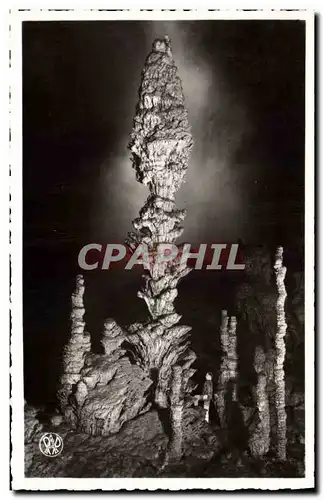 Cartes postales Grotte Grottes Aven d&#39Orgnac Ardeche Jeu de lumiere sur une stalagmite en forme de pomme de p